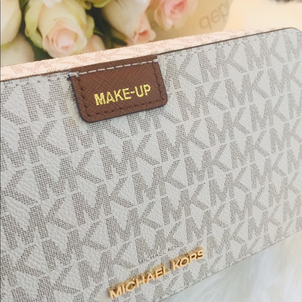 Michael Kors Cosmetic case Make-up /Brushes pouch - Picture 2 of 10
